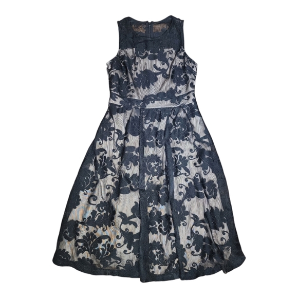 Neiman Marcus Women's A Line Black Lace Dress Size Small - Picture 3 of 4